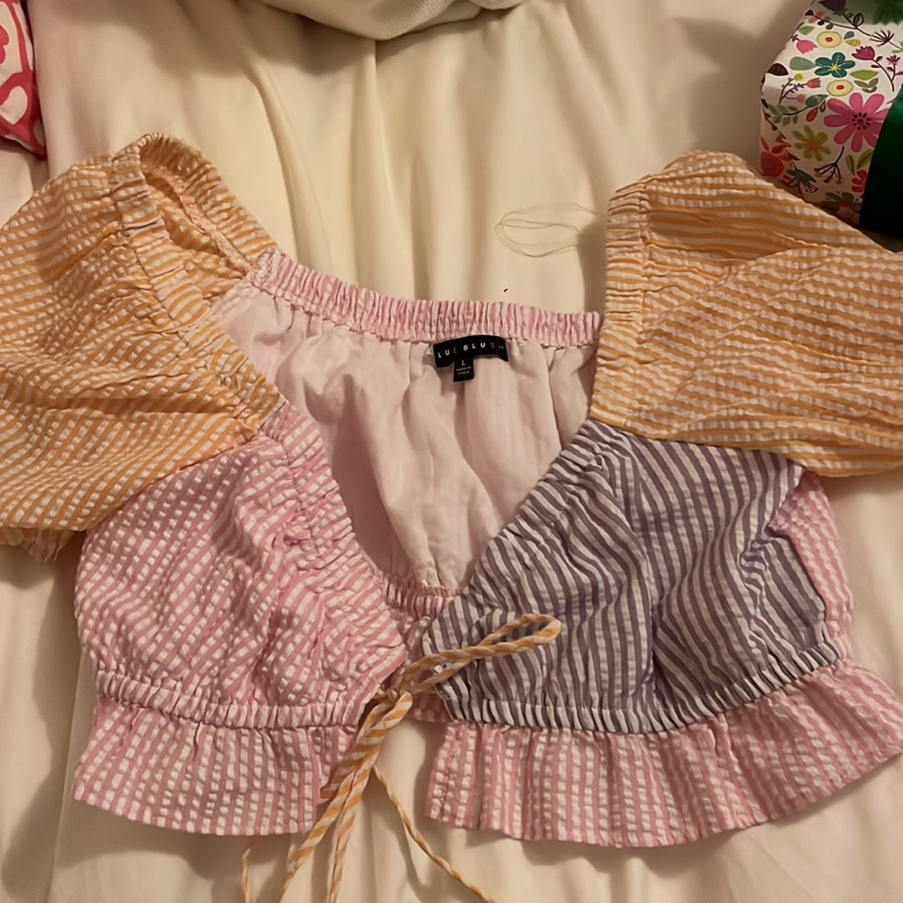 blue blush boutique tie puff top